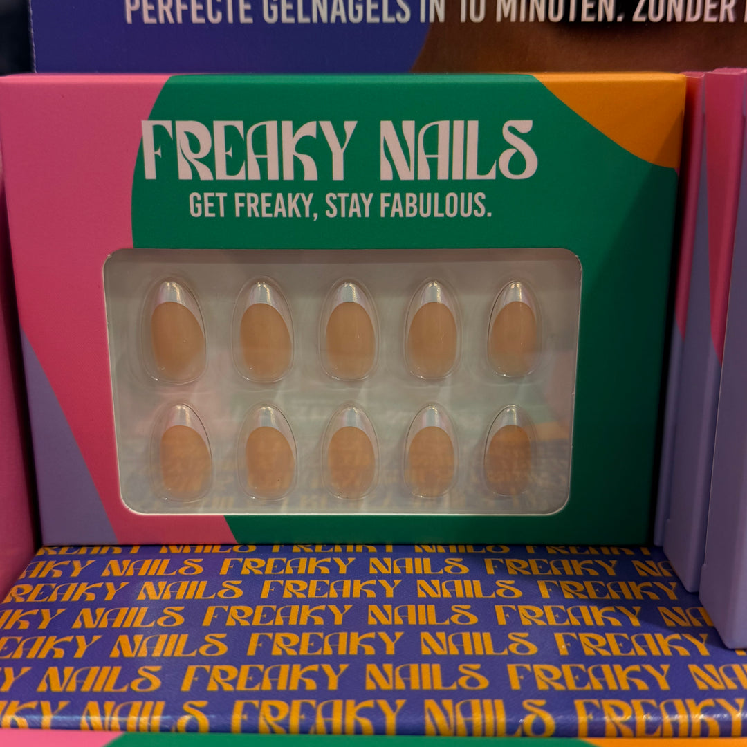 Freaky Nails Pastel Party