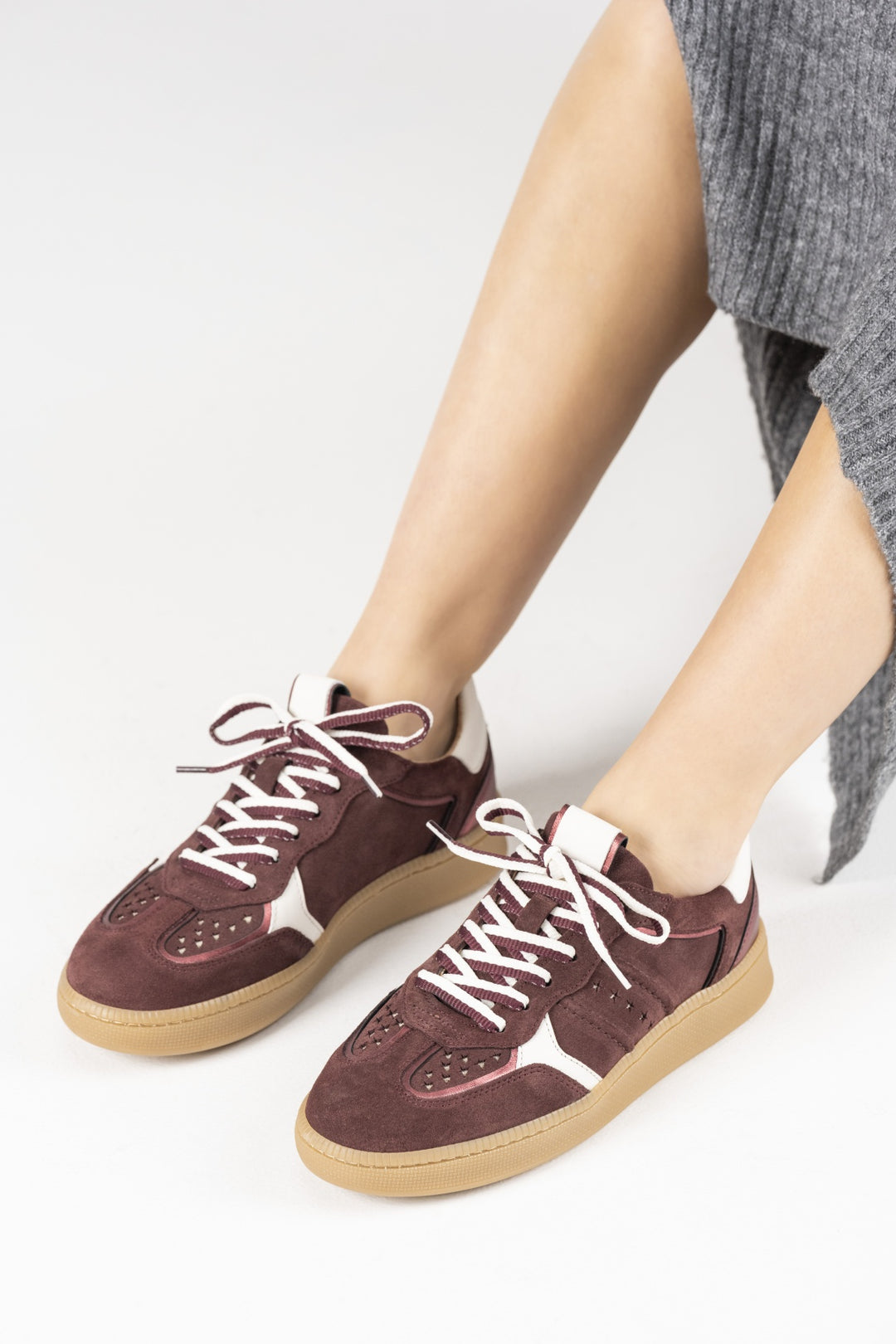 Mirabel Bordeaux / white