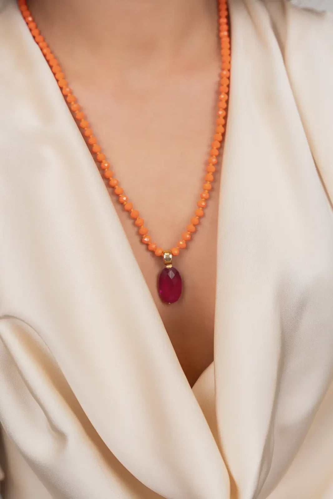 ORANJE KETTING JONNE GLASSBEAD WITH STONE