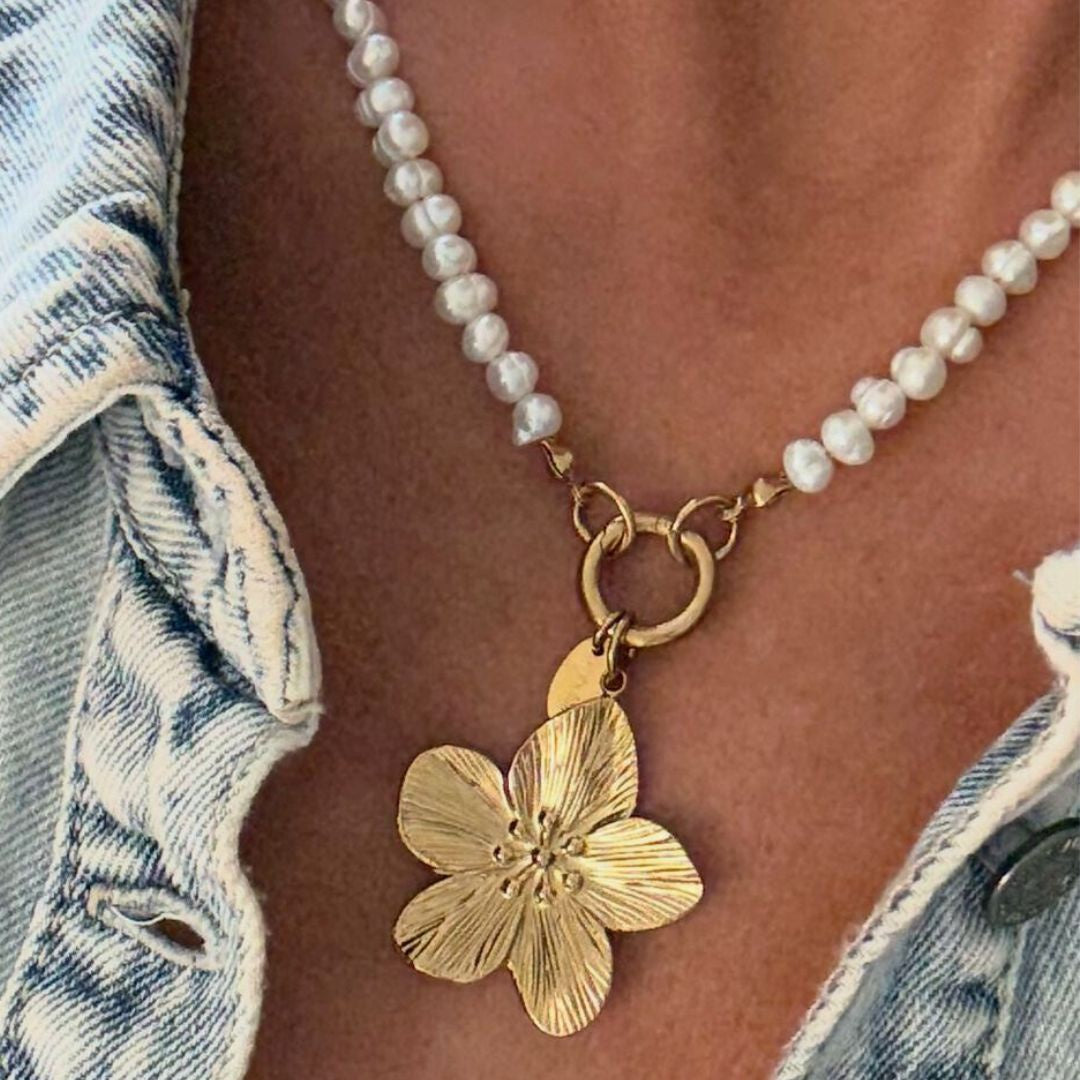 PARELKETTING FLOWER