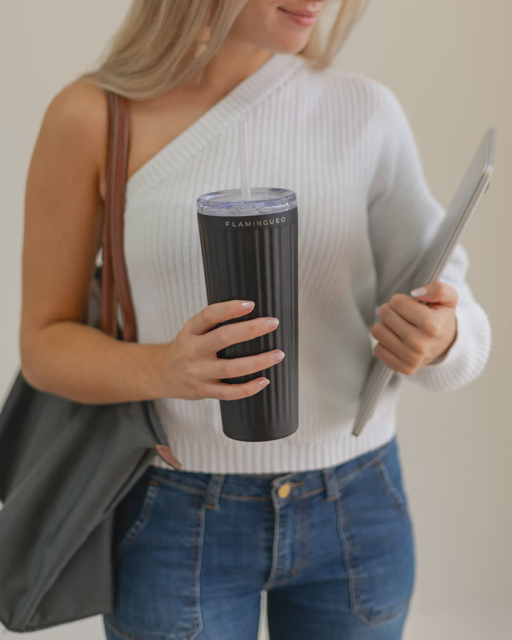 TROY - Black large cup with straw