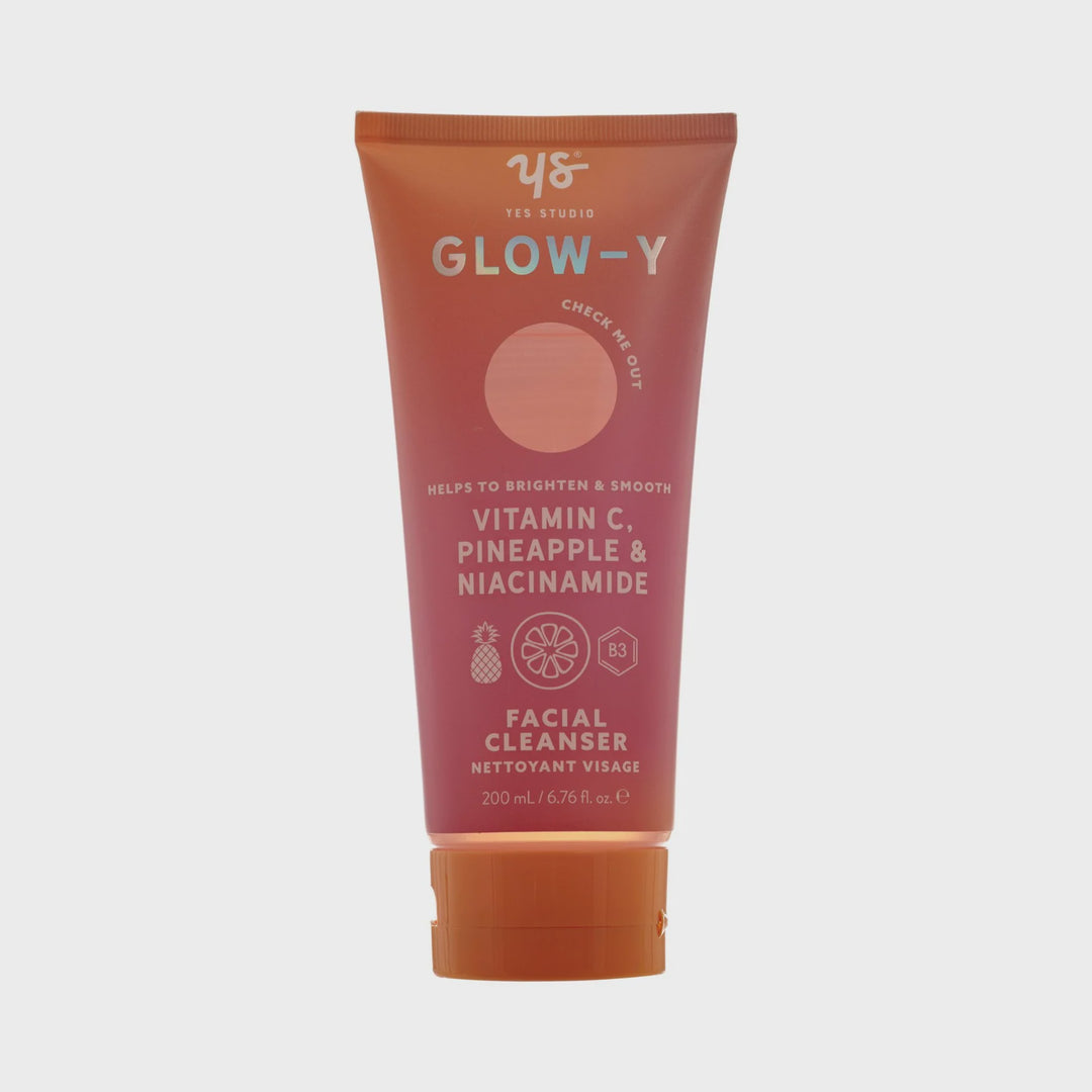 Yes Studio 200mL Facial Cleanser - Vitamin C, Pineapple & Niacinamid