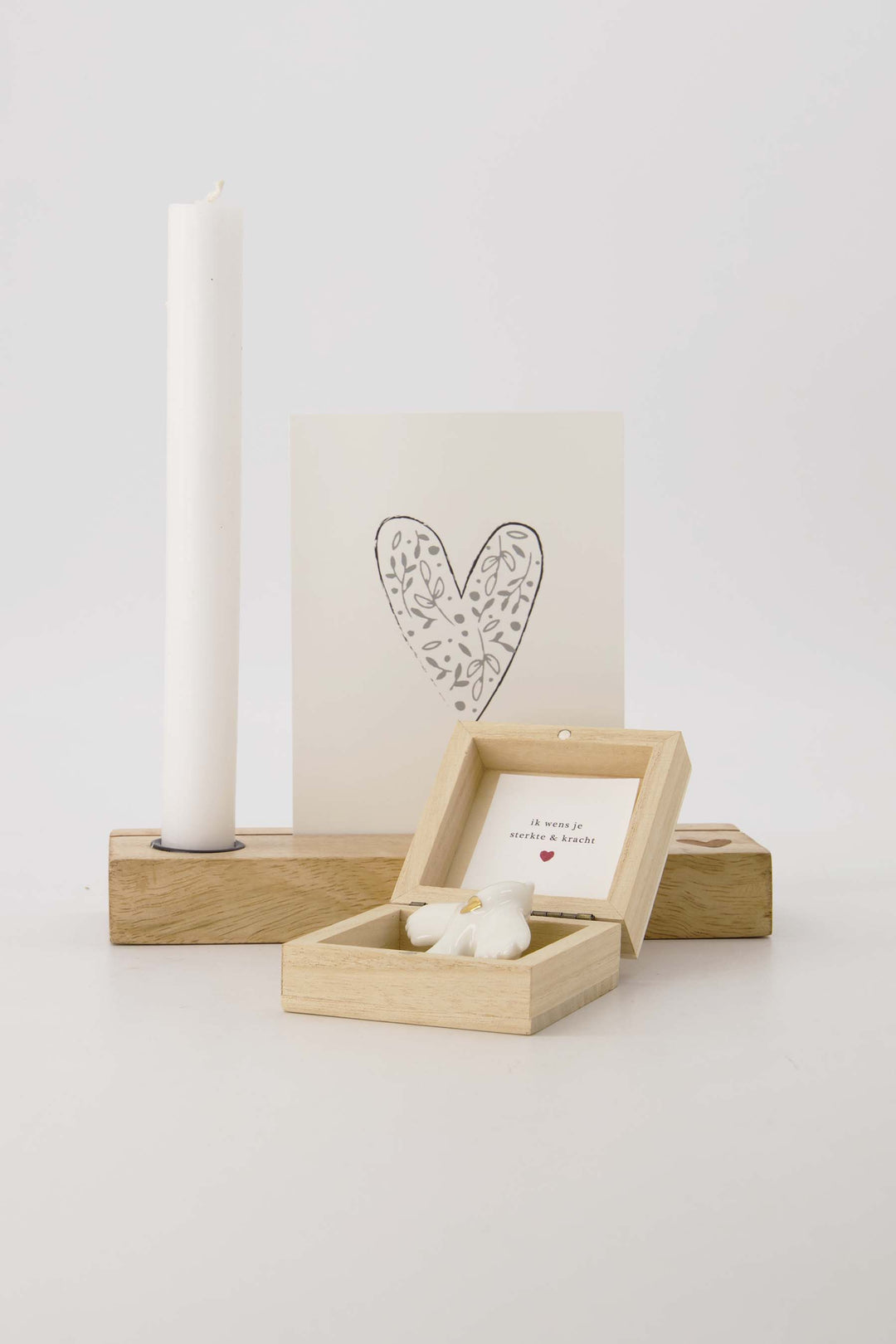 doosje hout met vogeltje wit/goud